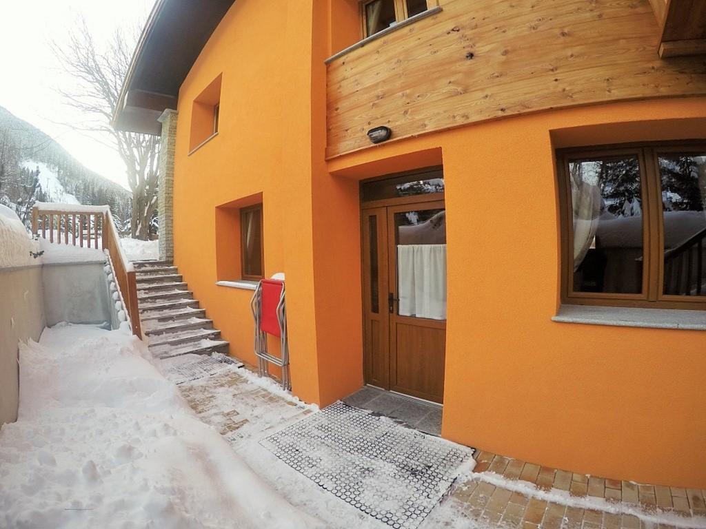 Chalet Alpina Hotel & Apartments La Thuile Eksteriør billede